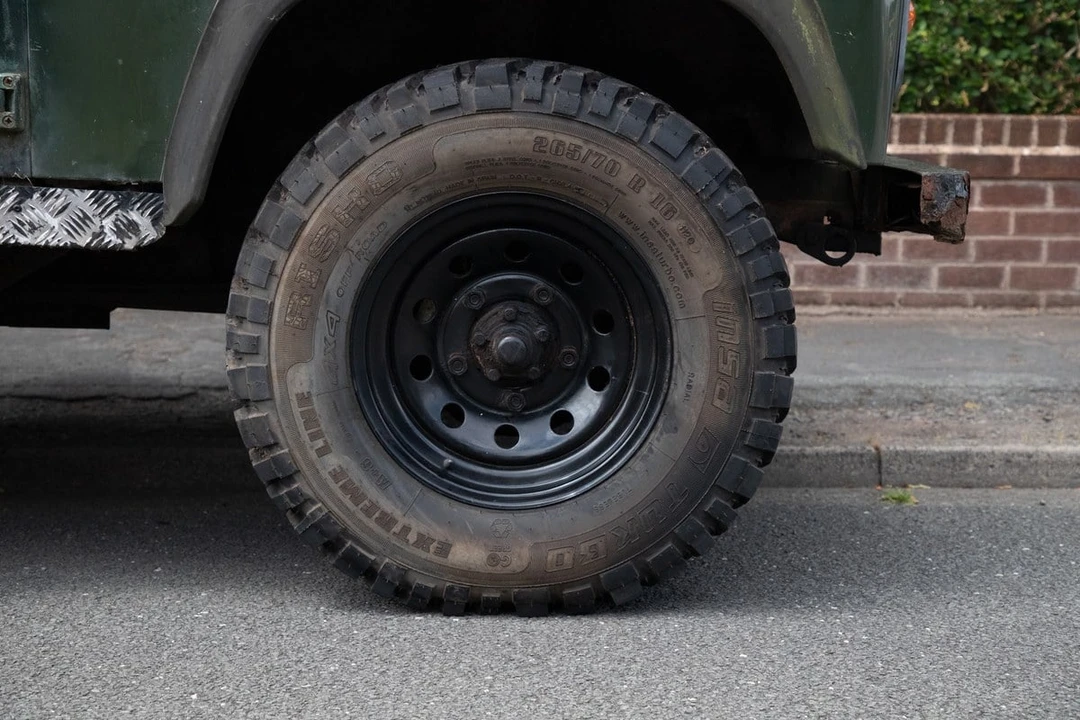 1985 Land Rover Defender 90 - Image 17 of 30