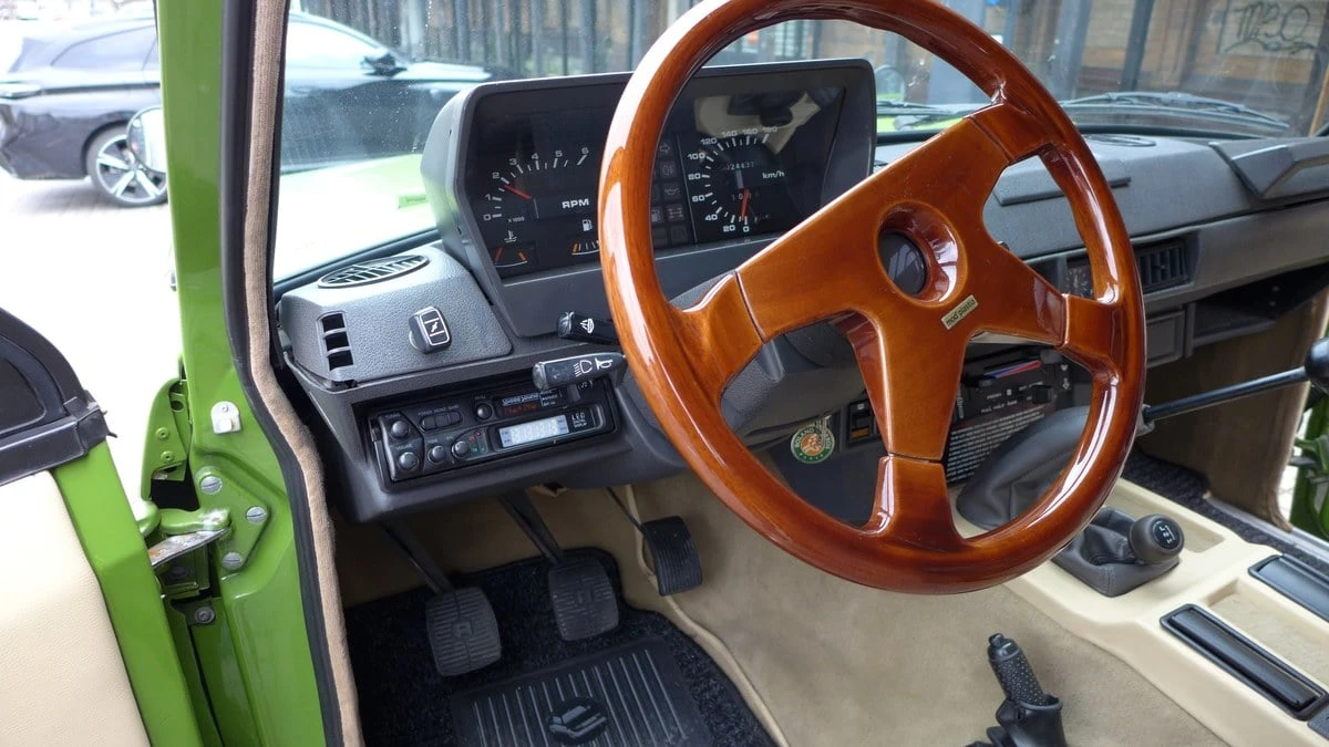 1985 Land Rover Range Rover Classic - Image 25 of 30