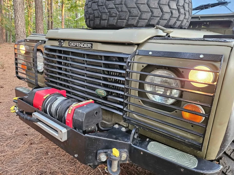 1985 Land Rover Defender 110 - Image 3 of 19