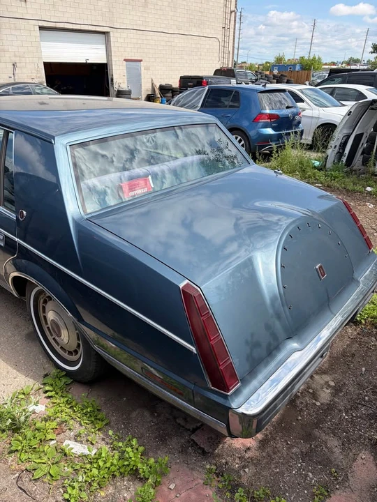 1985 Lincoln Continental 7th Gen - Image 4 of 13