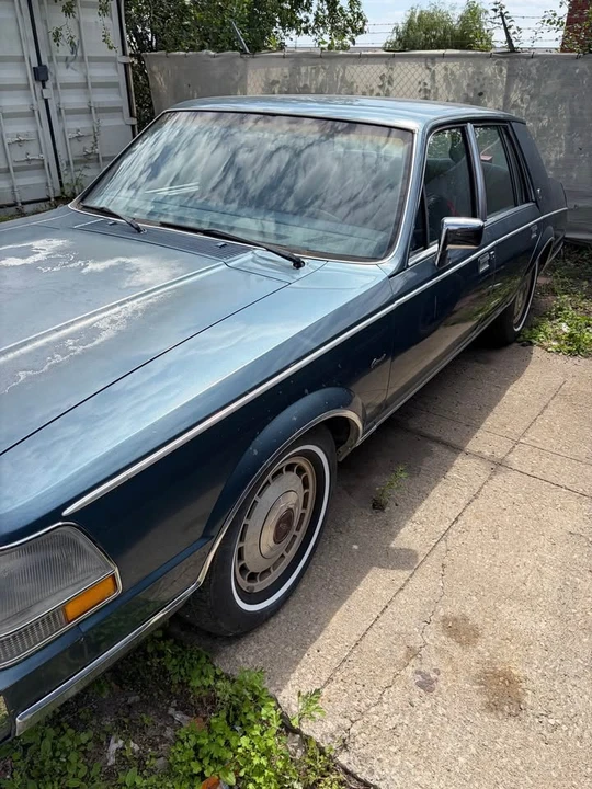1985 Lincoln Continental 7th Gen - Image 3 of 13