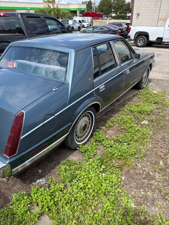 1985 Lincoln Continental 7th Gen - Image 6 of 13