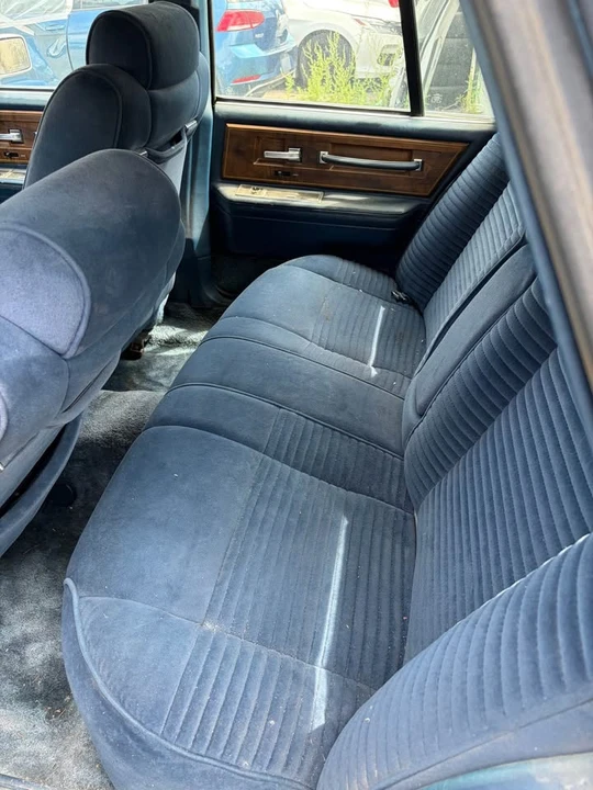 1985 Lincoln Continental 7th Gen - Image 10 of 13