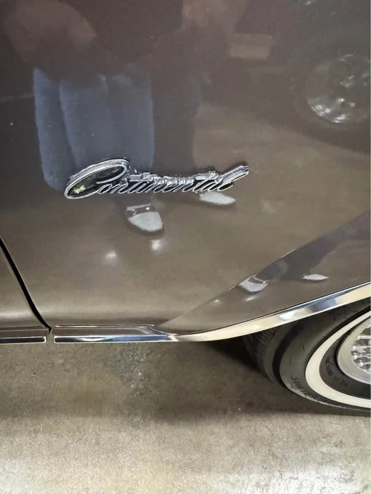 1985 Lincoln Continental 7th Gen - Image 3 of 20
