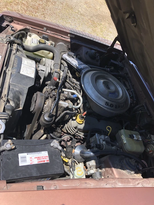 1985 Lincoln Continental 7th Gen - Image 14 of 21