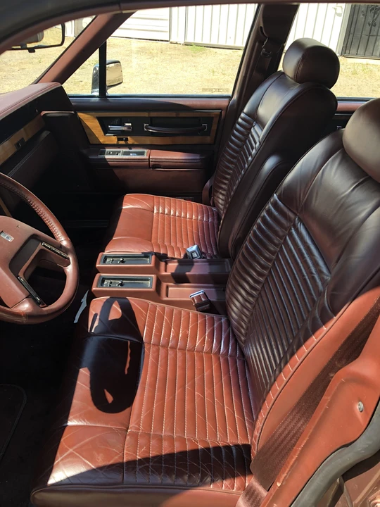 1985 Lincoln Continental 7th Gen - Image 12 of 21