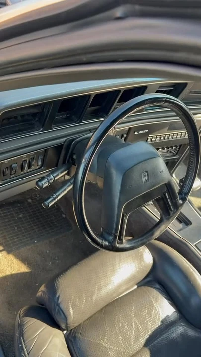 1985 Lincoln Continental Mark VII - Image 16 of 16