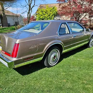 1985 Lincoln Mark VII