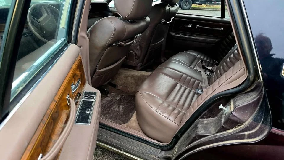 1985 Lincoln Town Car - Image 5 of 6