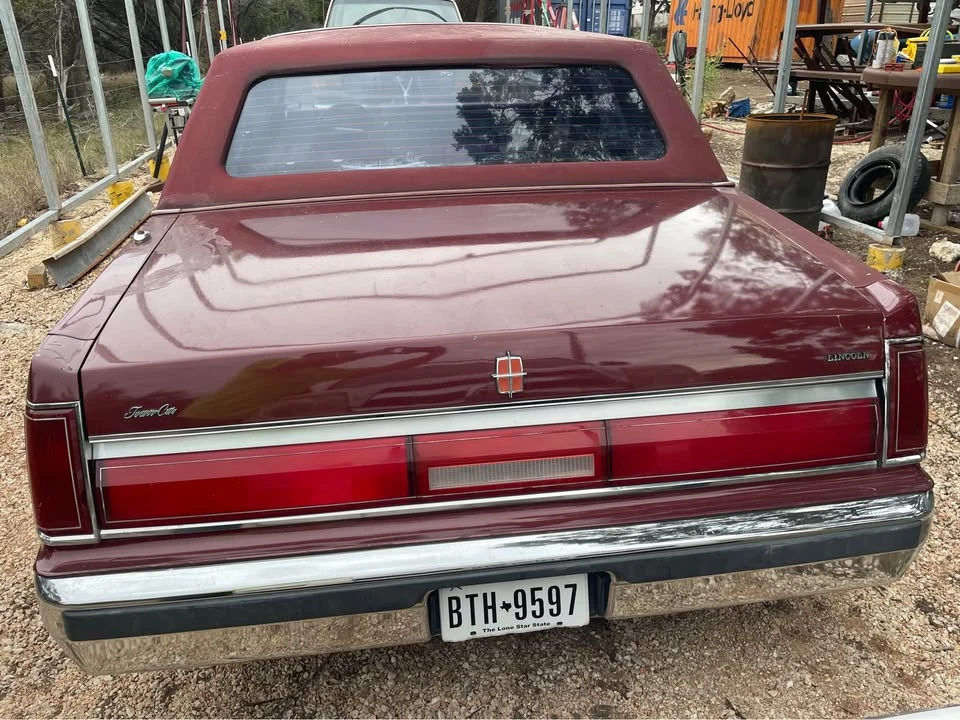 1985 Lincoln Town Car - Image 6 of 10