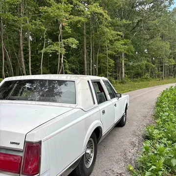 1985 Lincoln Town Car