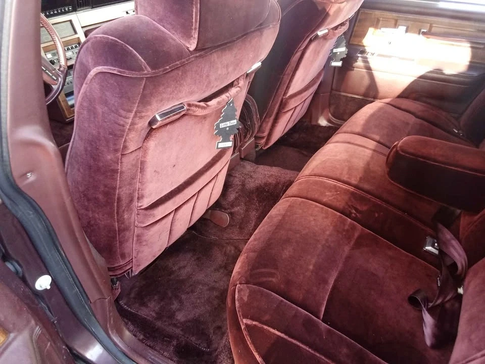 1985 Lincoln Continental 7th Gen - Image 5 of 9