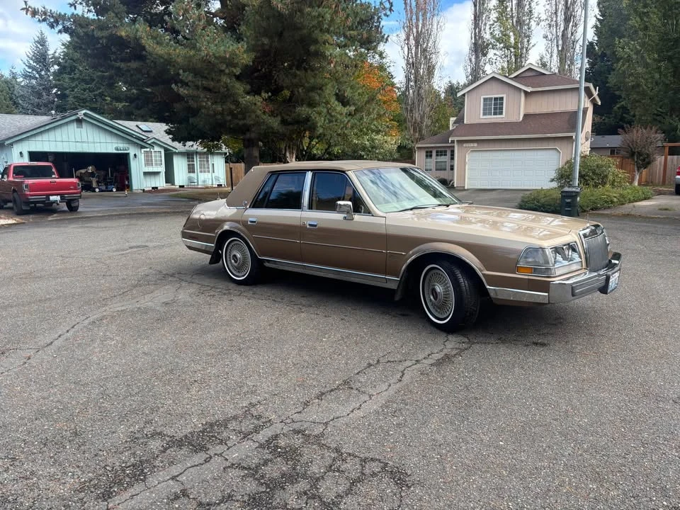 1985 Lincoln Continental 7th Gen - Image 6 of 14