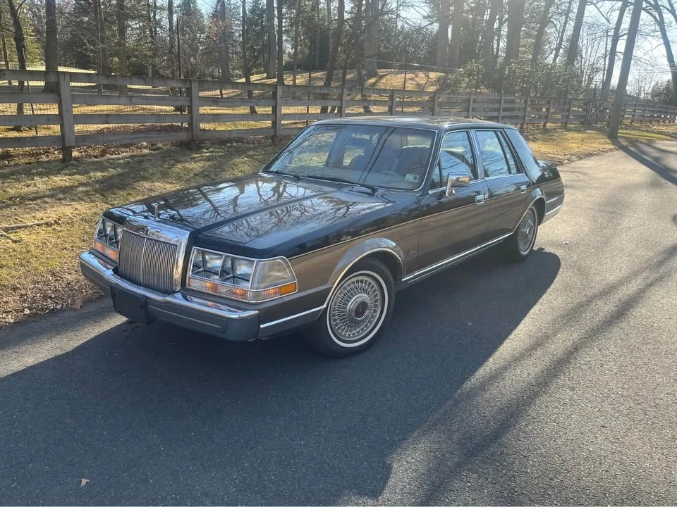 1985 Lincoln Continental 7th Gen - Image 5 of 20