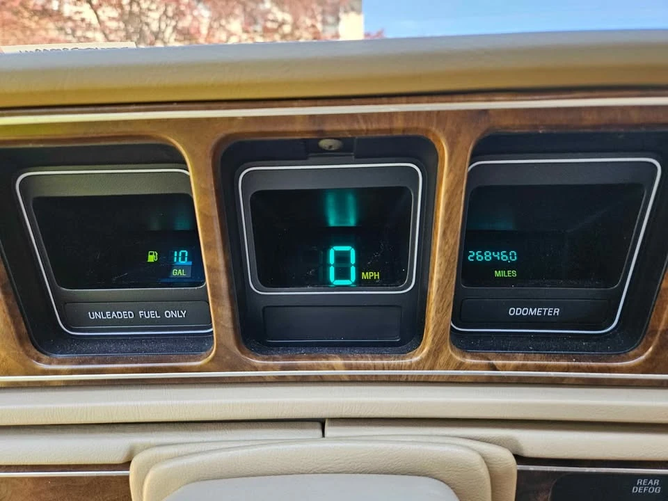 1985 Lincoln Continental Mark VII - Image 6 of 9