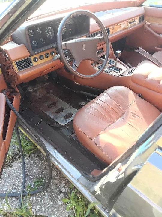 1985 Parts & Memorabilia Engines - Image 2 of 12
