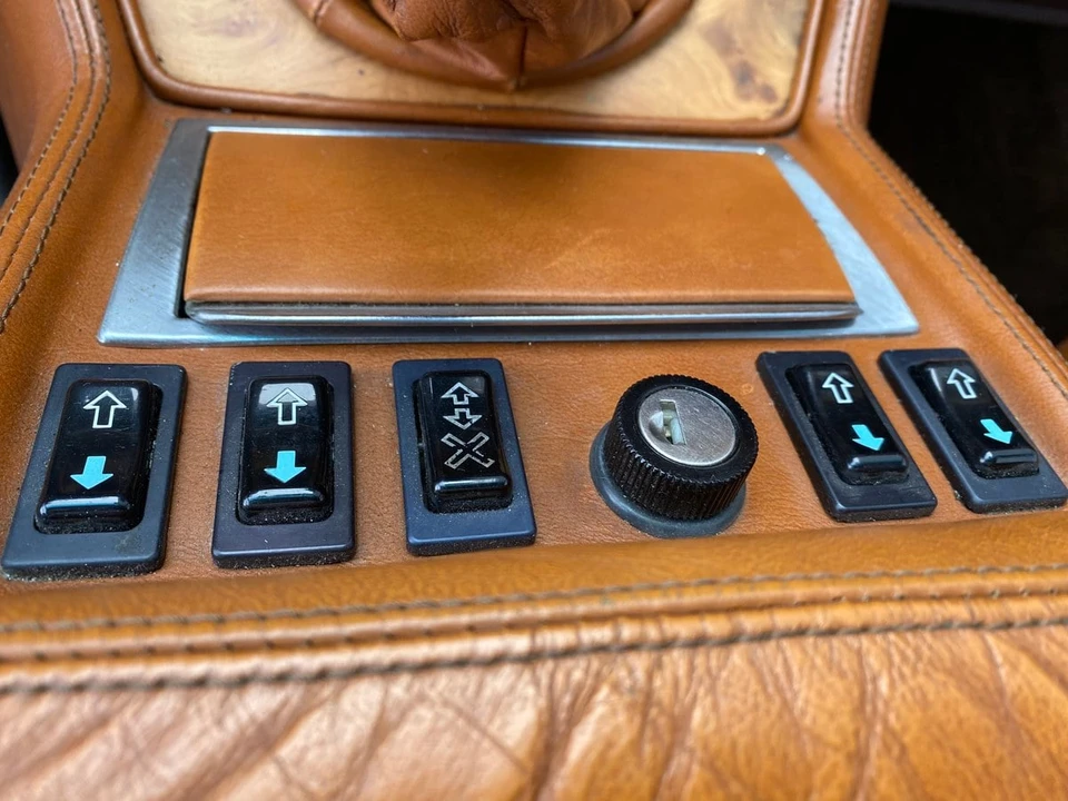 1985 Maserati Quattroporte 3rd Gen - Image 18 of 30