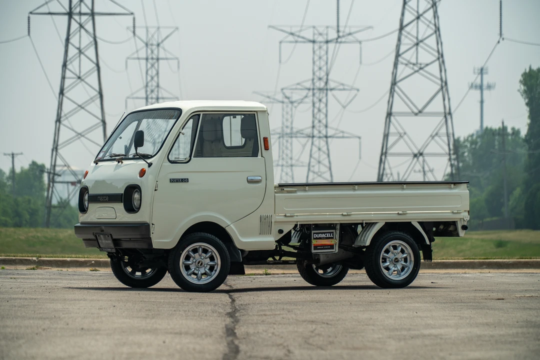1985 Mazda B Series 3rd Gen - Image 3 of 31