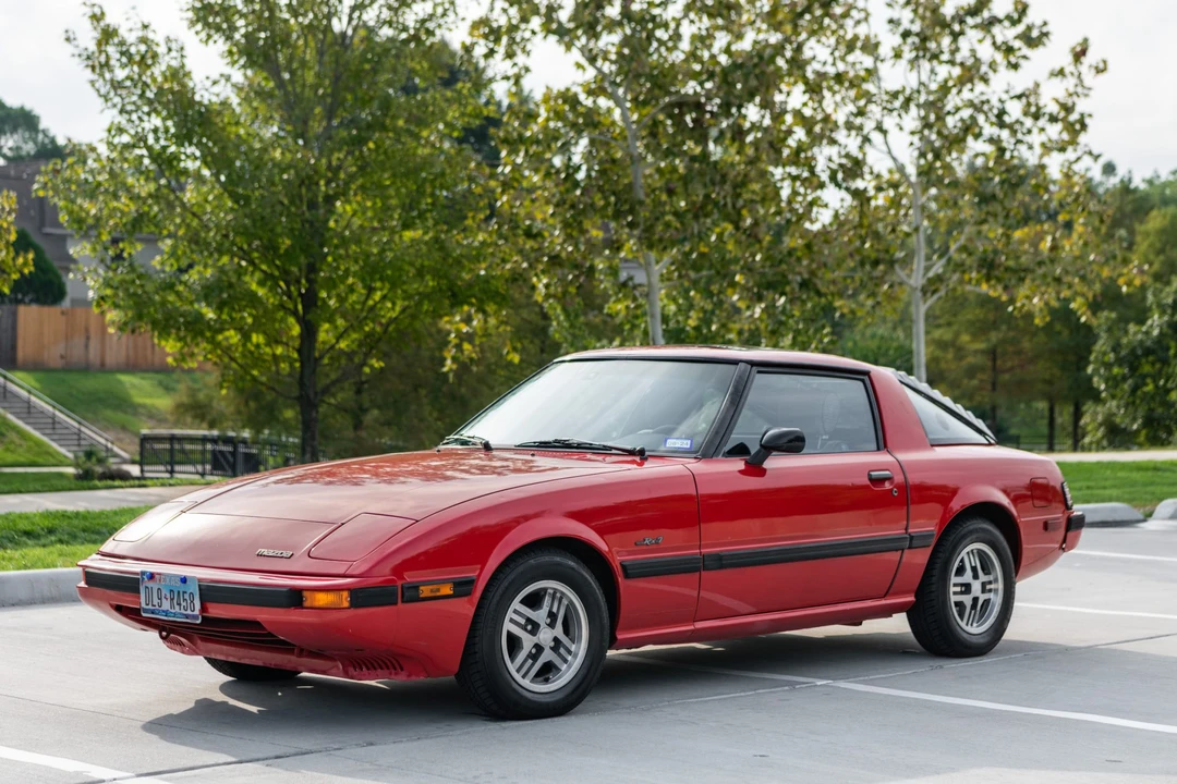 1985 Mazda RX-7 SA & FB - Image 2 of 31