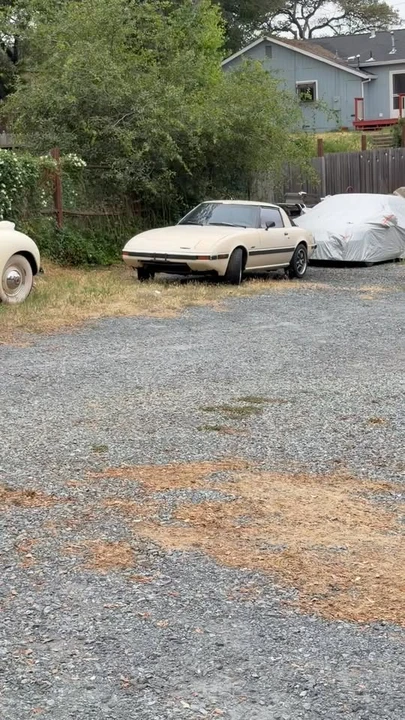 1985 Mazda RX-7 SA & FB - Image 10 of 10