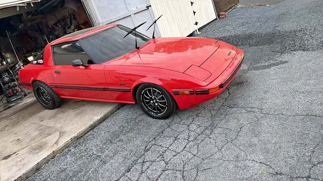1985 Mazda RX-7 Coupe 2D