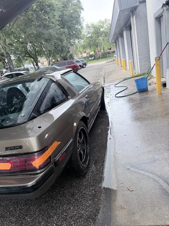 1985 Mazda RX-7 SA & FB - Image 4 of 10