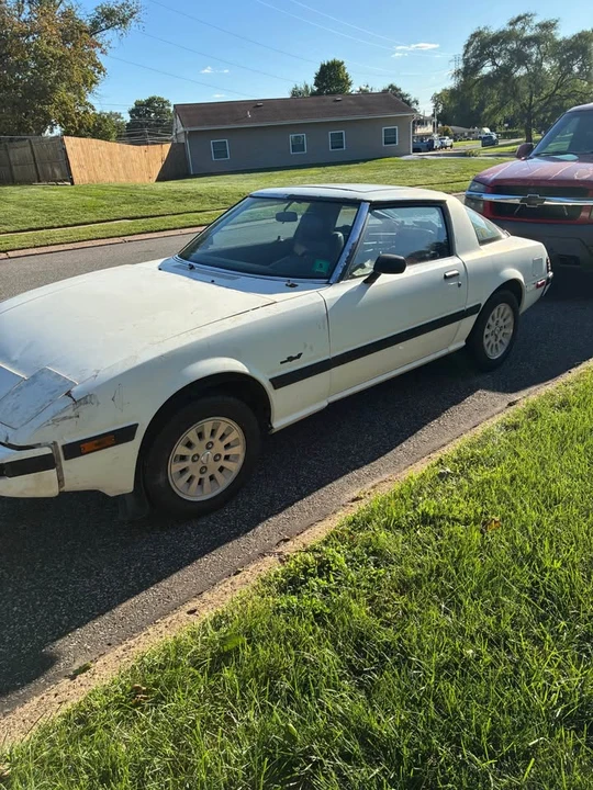 1985 Mazda RX-7 SA & FB - Image 2 of 6