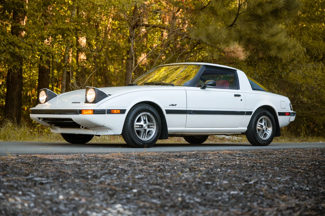 1985 Mazda RX-7 SA & FB - Image 2 of 31