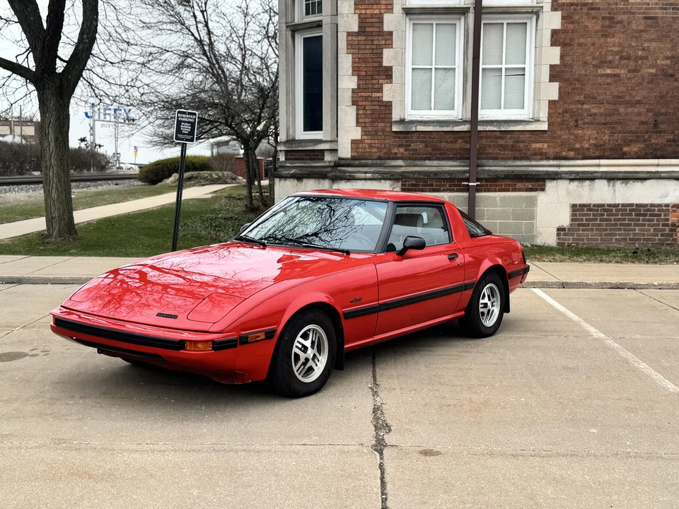 1985 Mazda RX-7 SA & FB - Image 3 of 31