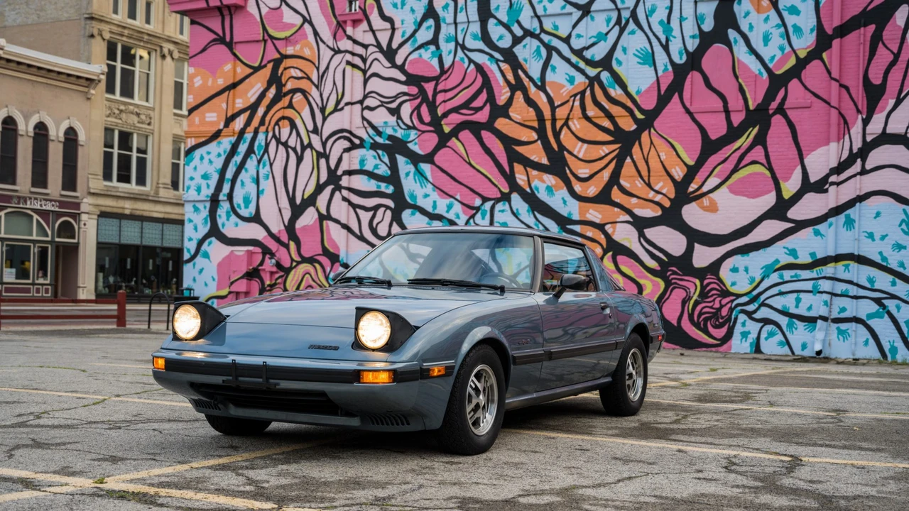 1985 Mazda RX-7 SA & FB - Image 17 of 31