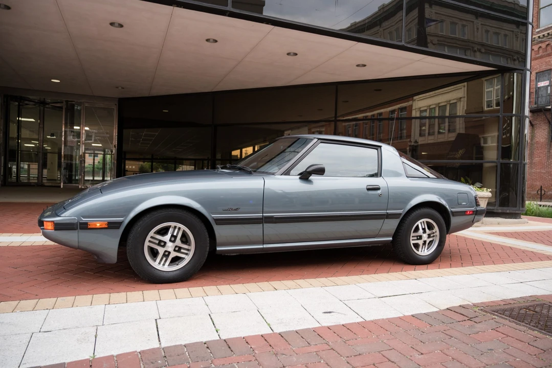 1985 Mazda RX-7 SA & FB - Image 27 of 31