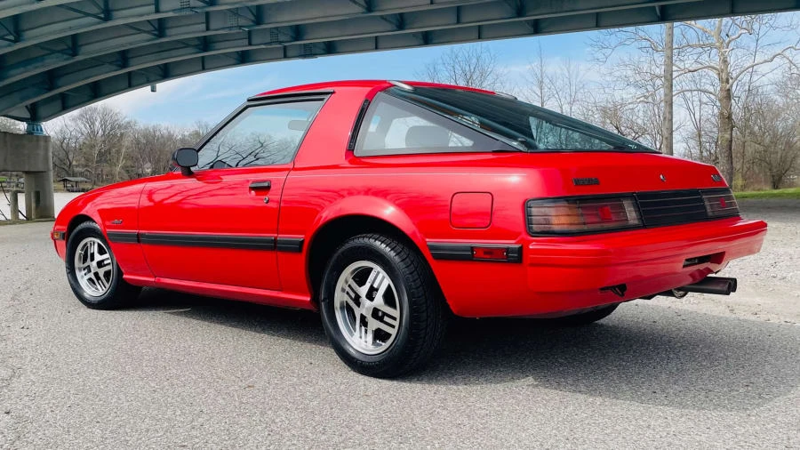 1985 Mazda RX-7 SA & FB - Image 3 of 29