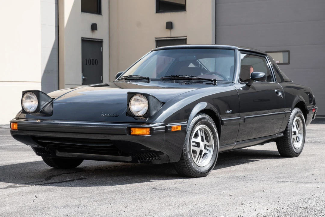 1985 Mazda RX-7 SA & FB - Image 2 of 31