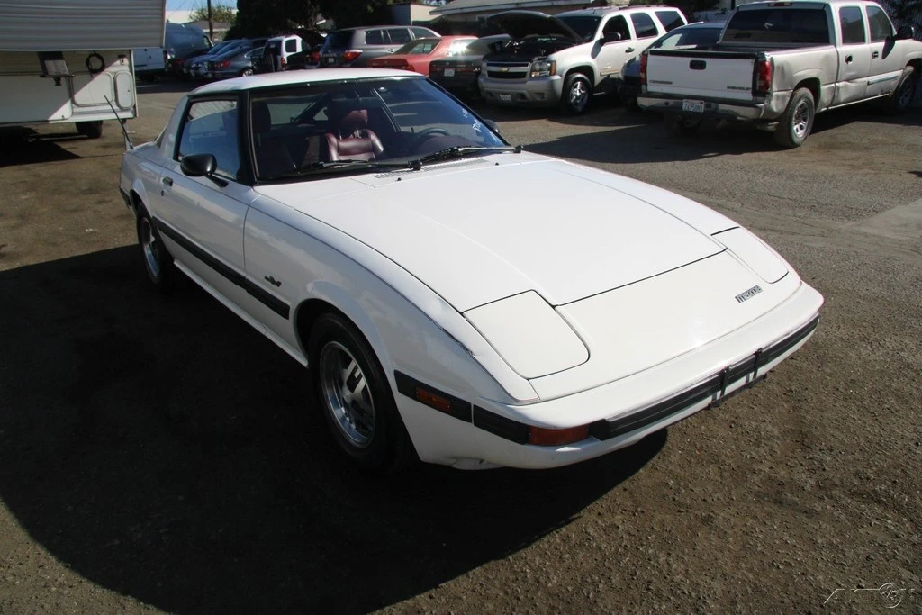 1985 Mazda RX-7 SA & FB - Image 8 of 21