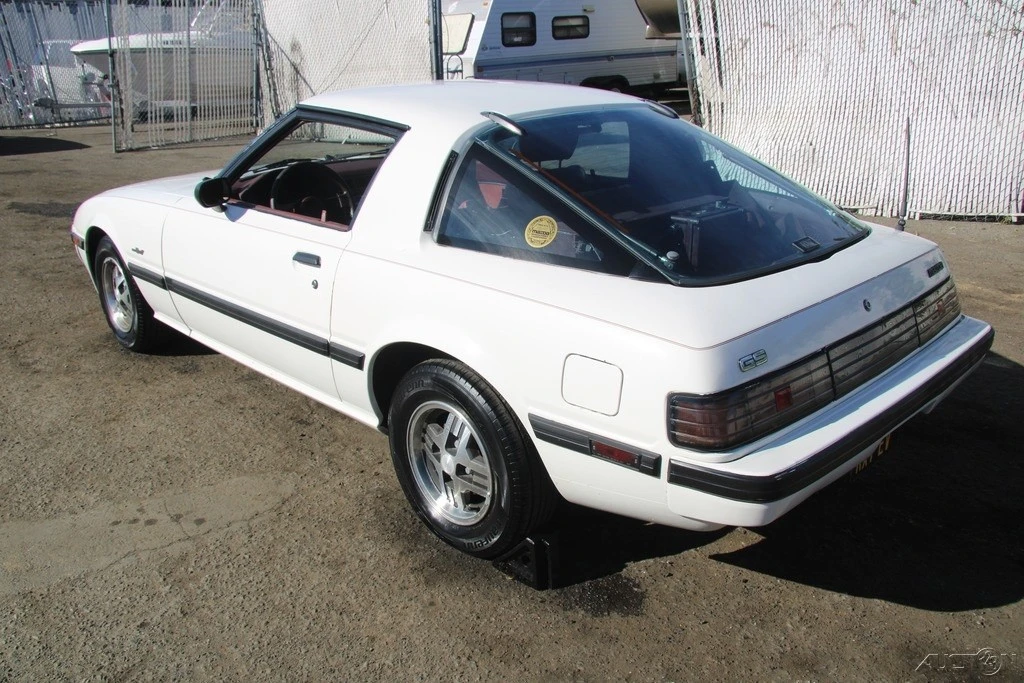 1985 Mazda RX-7 SA & FB - Image 4 of 21