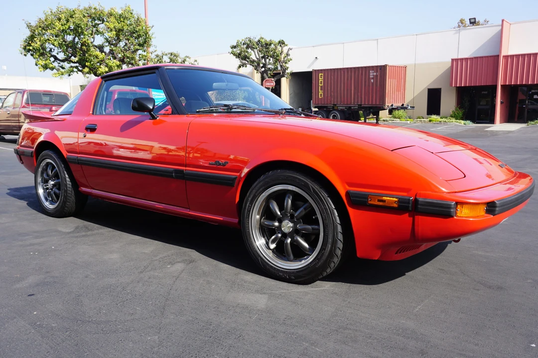 1985 Mazda RX-7 SA & FB - Image 2 of 31