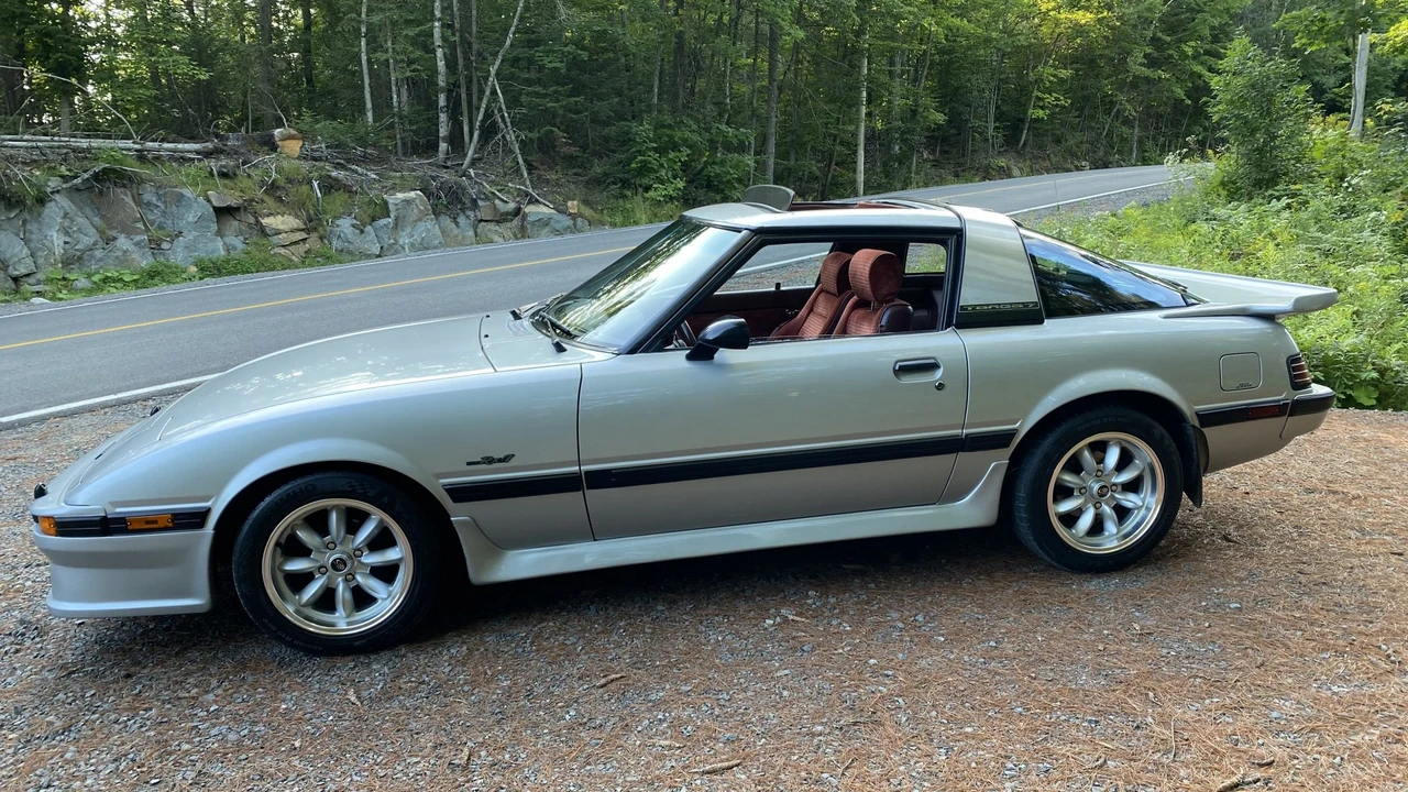 1985 Mazda RX-7 SA & FB - Image 24 of 31