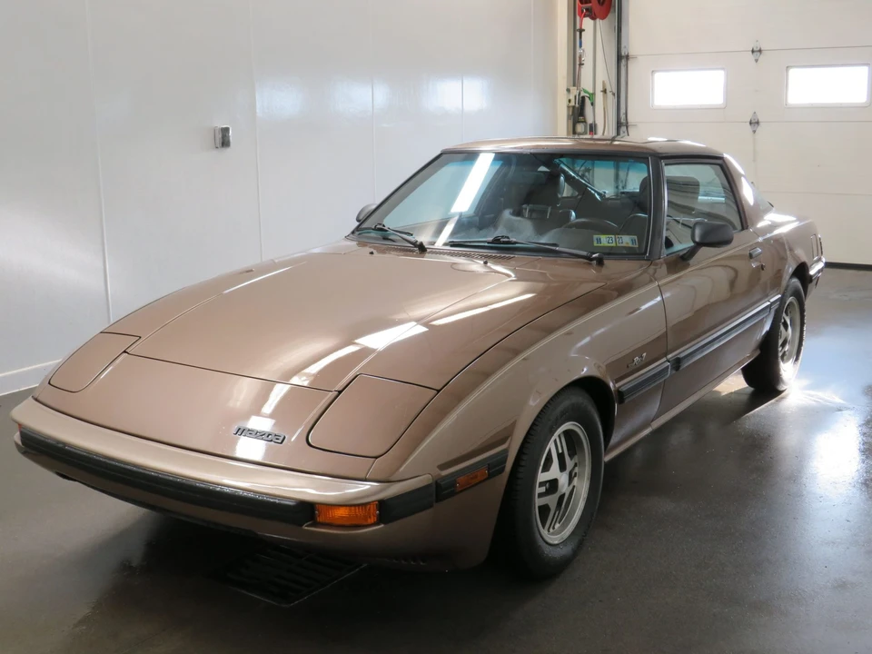 1985 Mazda RX-7 SA & FB - Image 10 of 31