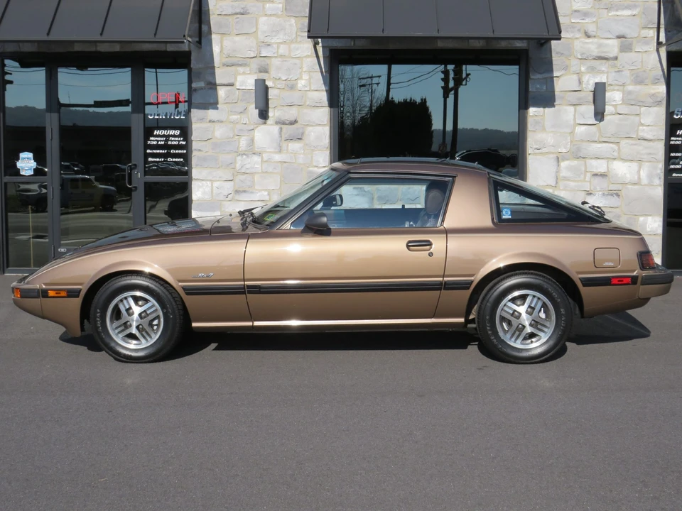 1985 Mazda RX-7 SA & FB - Image 9 of 31