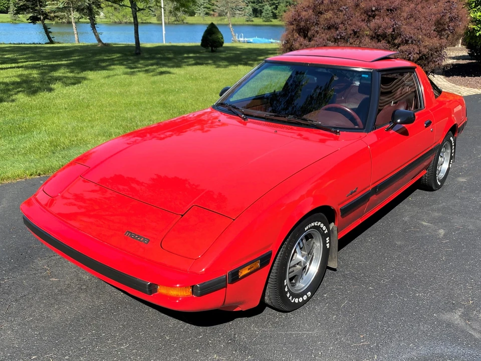 1985 Mazda RX-7 SA & FB - Image 3 of 31