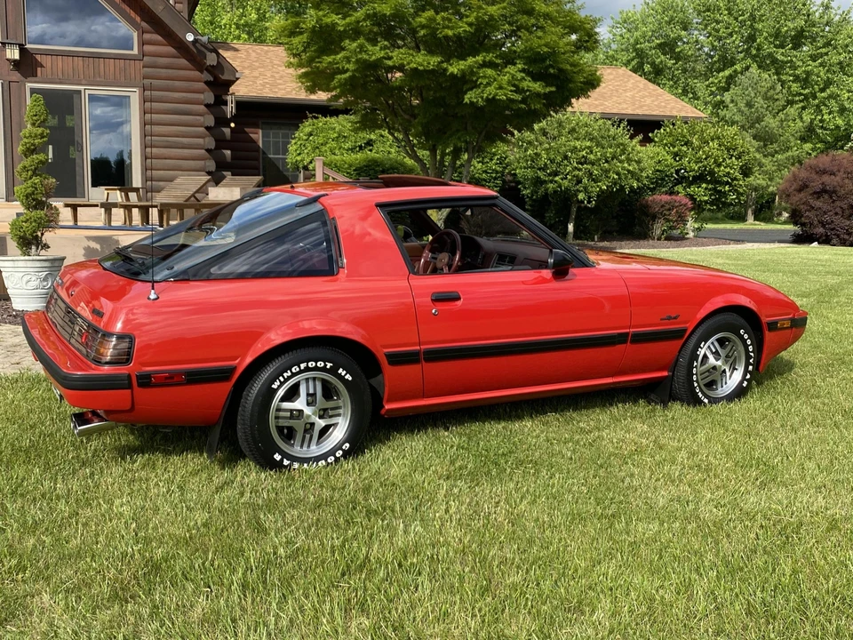 1985 Mazda RX-7 SA & FB - Image 25 of 31