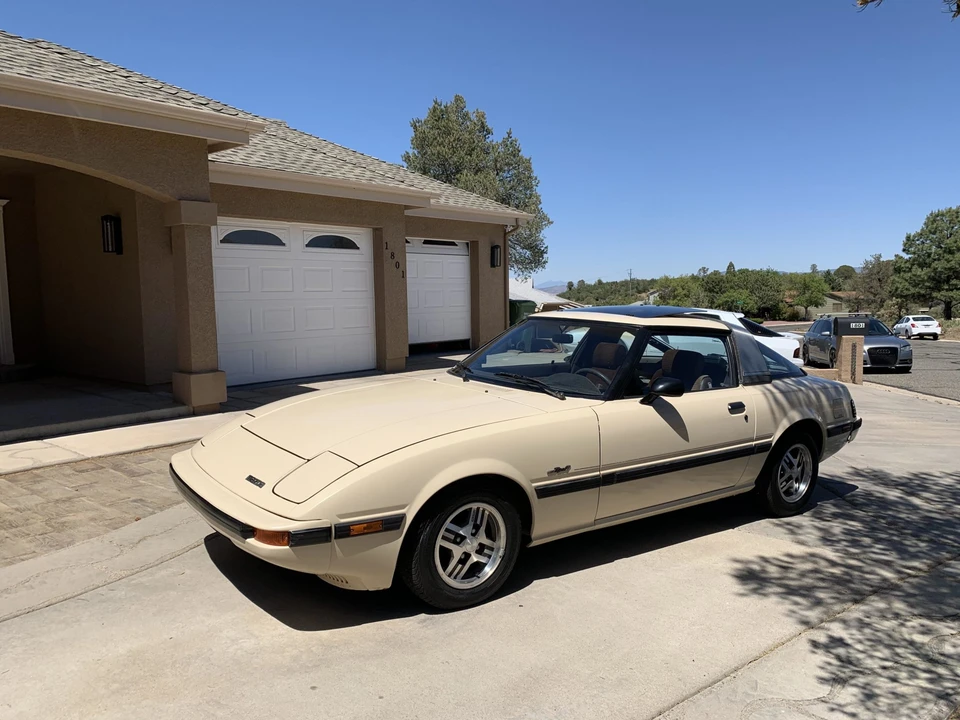 1985 Mazda RX-7 SA & FB - Image 2 of 31