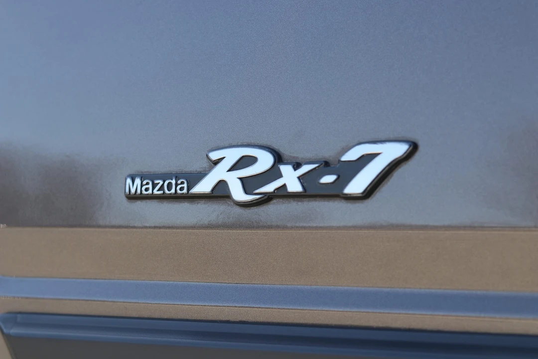 1985 Mazda RX-7 SA & FB - Image 16 of 31