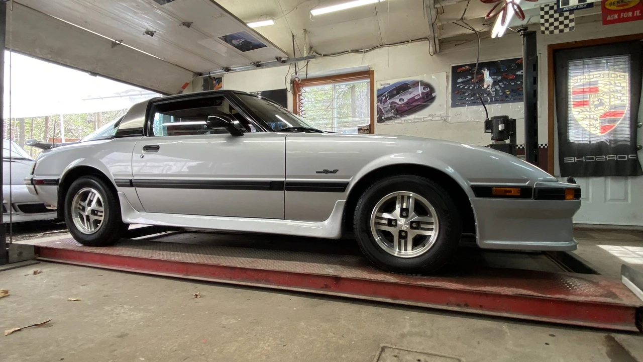 1985 Mazda RX-7 SA & FB - Image 9 of 31