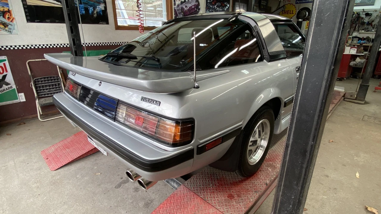 1985 Mazda RX-7 SA & FB - Image 14 of 31
