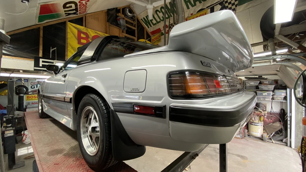 1985 Mazda RX-7 SA & FB - Image 19 of 31