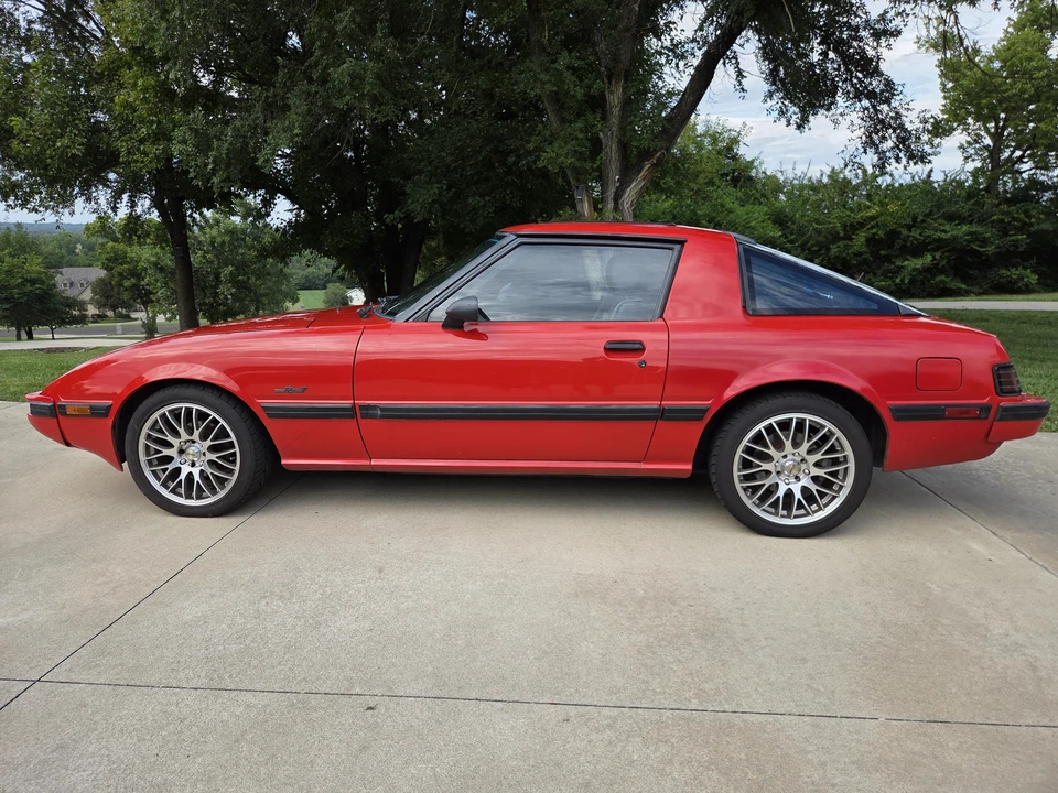 1985 Mazda RX-7 SA & FB - Image 3 of 31
