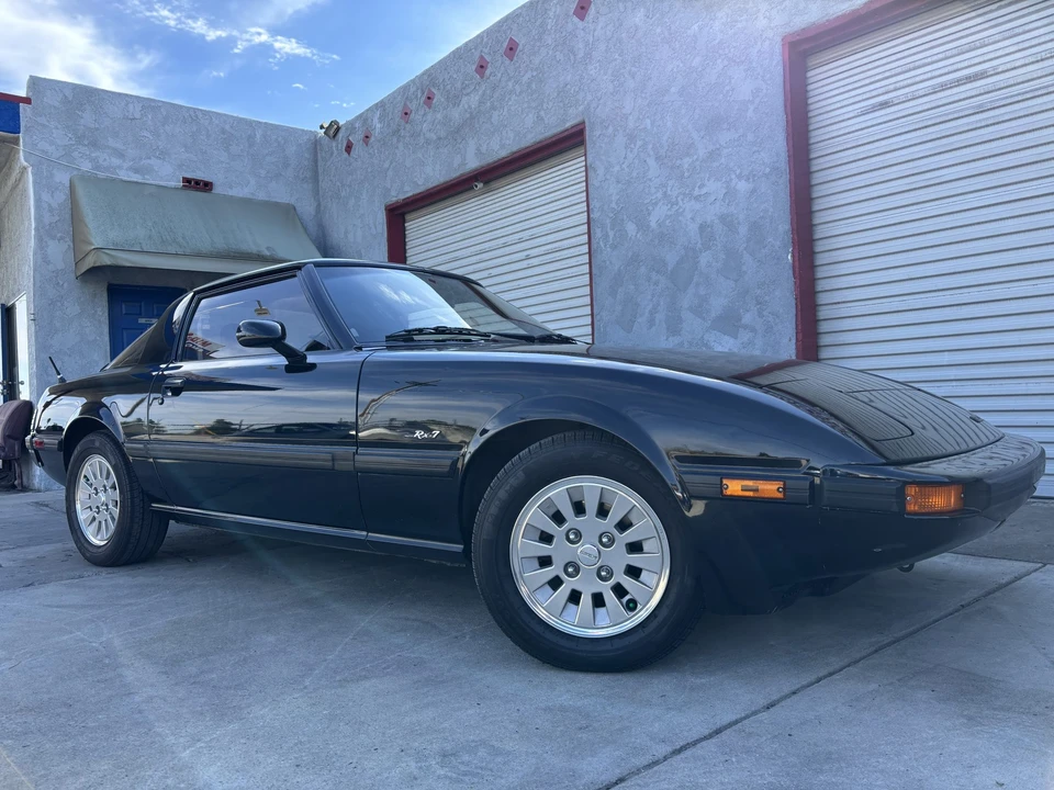 1985 Mazda RX-7 SA & FB - Image 3 of 31