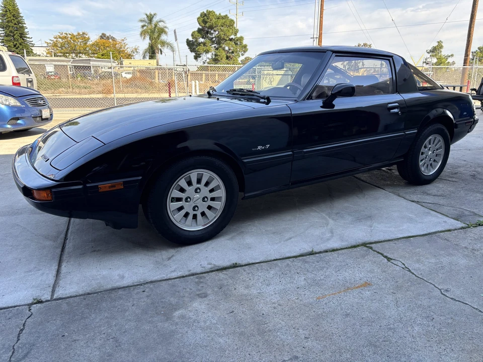 1985 Mazda RX-7 SA & FB - Image 5 of 31