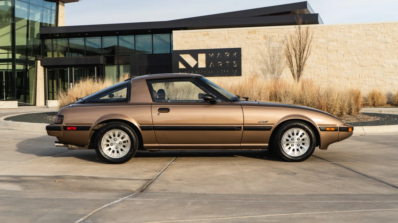 1985 Mazda RX-7 SA & FB - Image 14 of 31